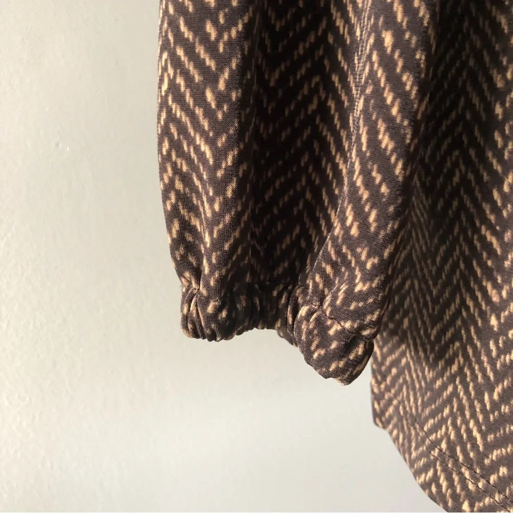Women’s MICHAEL Michael Kors Brown Long sleeve Gold chain blouse size S - Picture 8 of 12
